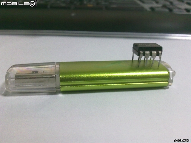 【開箱】 J2C SLC USB 3.0 隨身碟 16GB 同場加映-不用擔心USB的蓋子會掉了!