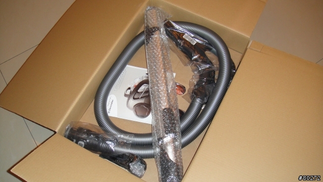 Electrolux ZUA-3860 吸塵器開箱 圖多