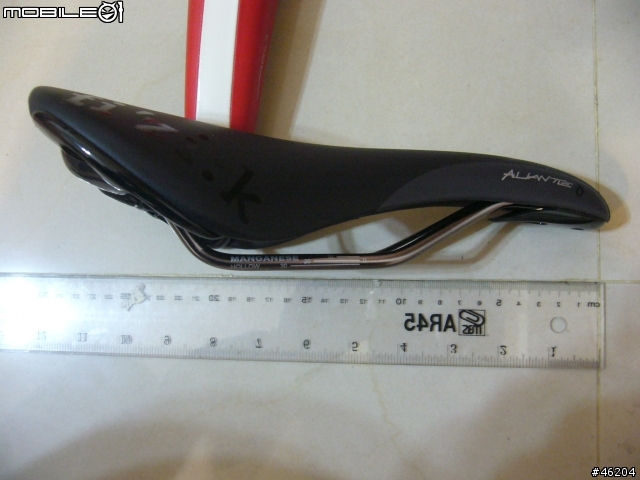 坐墊大亂鬥( Specialized vs Fizik vs Prologo )