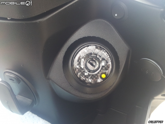 (開箱文)我的小藍雷霆150終於入手了..02.17更新進化版小藍..配件一次到位~~~