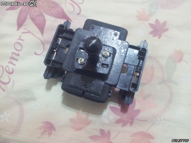(開箱文)我的小藍雷霆150終於入手了..02.17更新進化版小藍..配件一次到位~~~