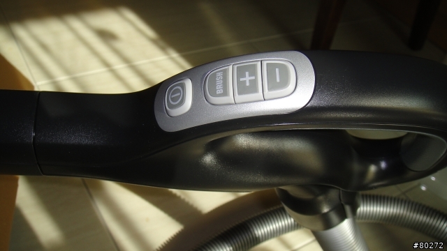 Electrolux ZUA-3860 吸塵器開箱 圖多