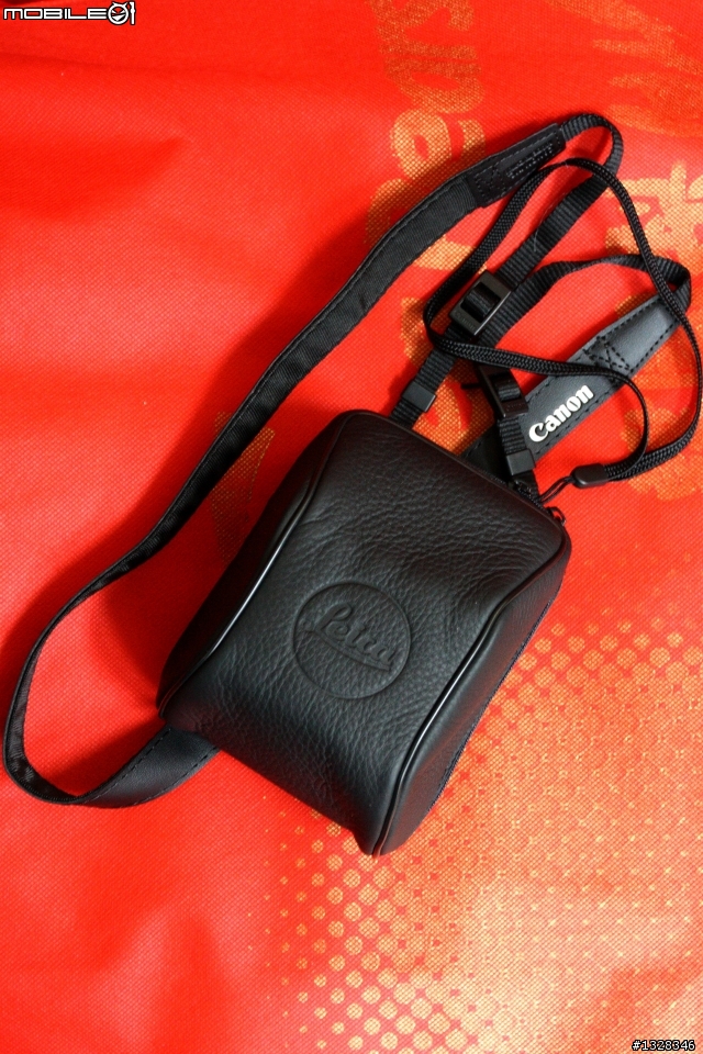 幫Canon G1 X配個相機皮套(原廠相機套很無言...)