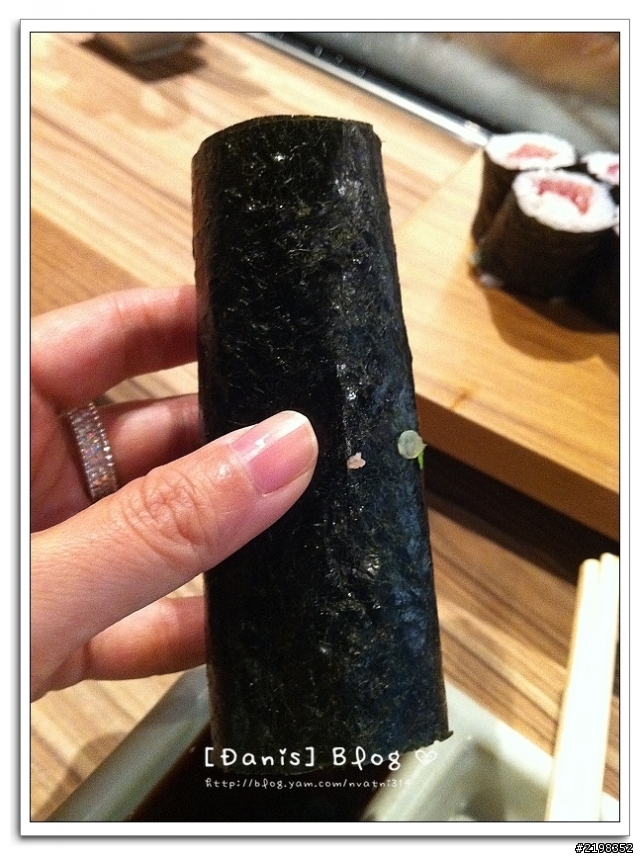 【台北】站著吃好新奇~ 三井.上引水產* 立吞