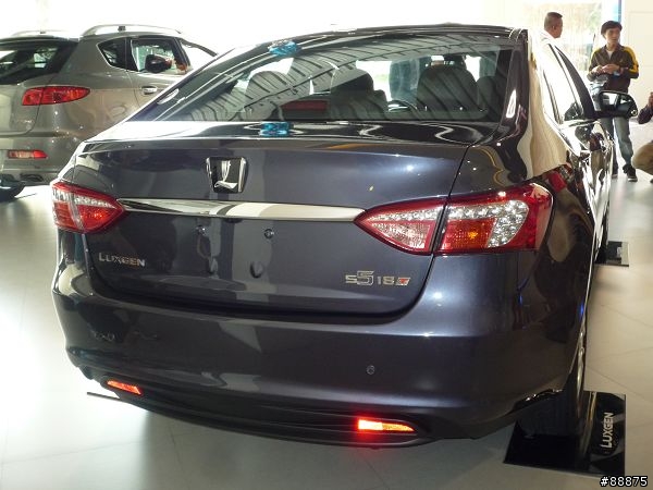 分享 3/4 LUXGEN 5 Sedan高雄預先賞車會
