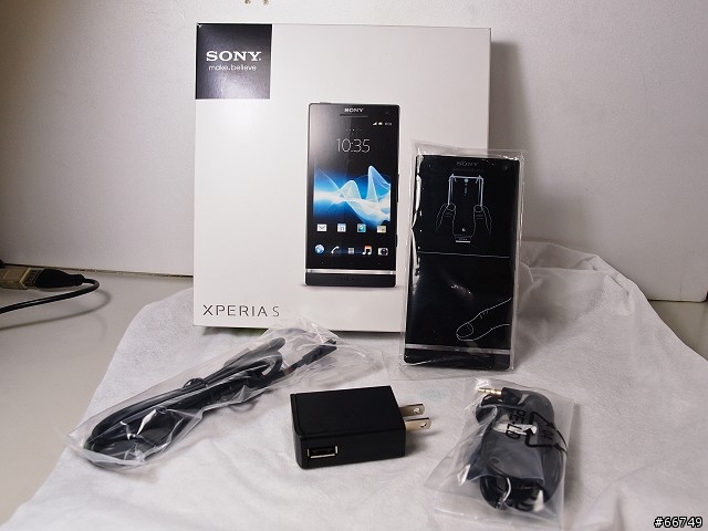 Xperia S 玩了一天終於可以抽空來簡單開箱一下