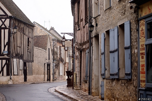 【西西分享】法國DAY4-普羅萬Provins、漢斯Reims
