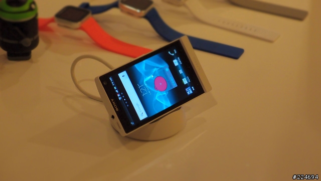 遇見SONY NXT (Xpreia S)在高雄漢來