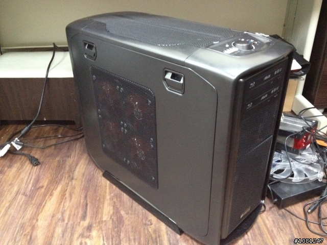 Nvidia GTX680 SLI VS AMD HD7970 CF 三張測試
