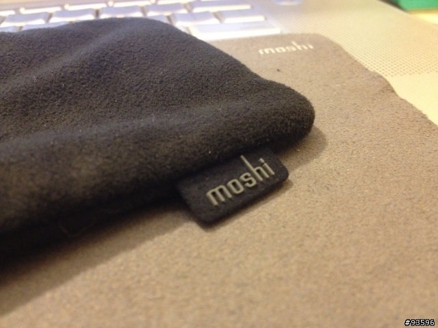 小物分享-Moshi Rewind 雙端口電源充電器 , iPouch 手機保護袋