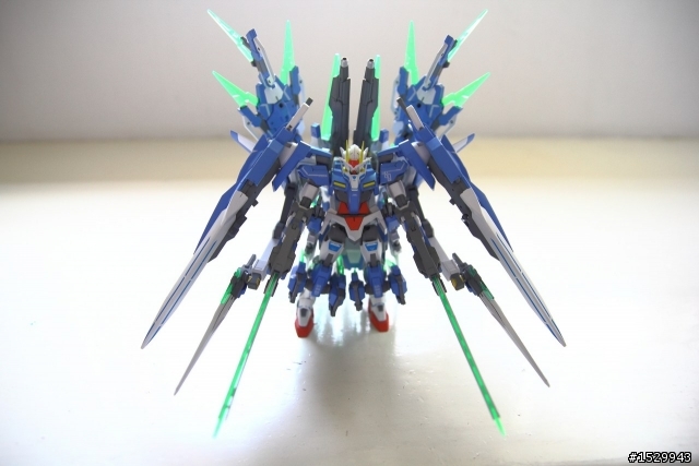 HG GUNDAM 00 全武裝版本