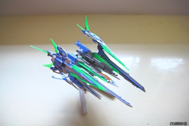 HG GUNDAM 00 全武裝版本