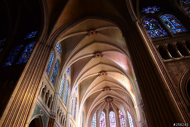 【西西分享】法國DAY1~2---沙特爾Chartres、奧爾良Orleans、杜爾Tours