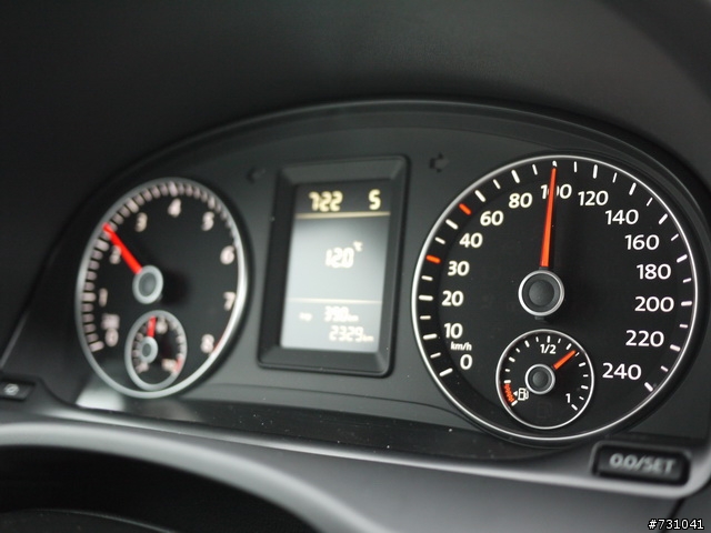 ((十級陣風新車開箱文))常衝海邊就是要不怕鏽 和平島磯釣行 與VW CADDY TSI開箱文