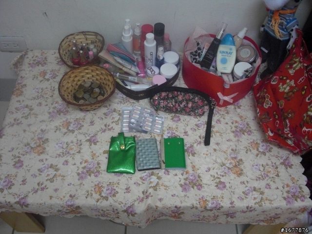 各位魔女 最近買了些什麼東西~ 讓自己很開心呢???