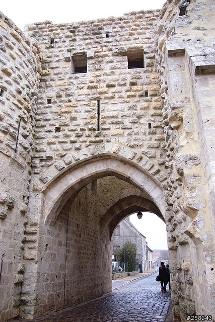 【西西分享】法國DAY4-普羅萬Provins、漢斯Reims