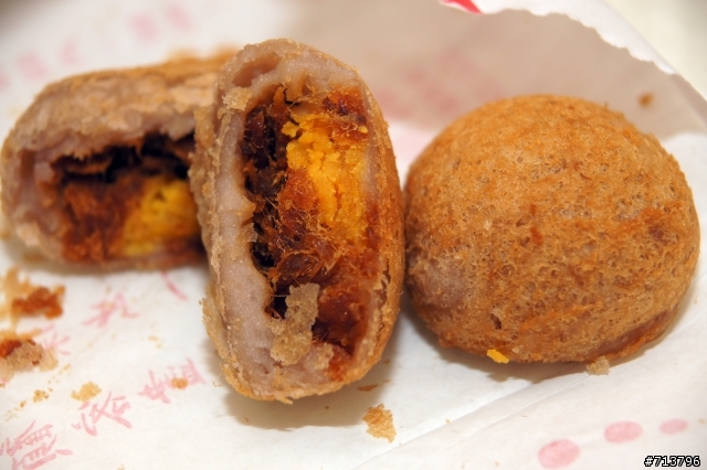 板橋南雅夜市香酥芋頭丸蛋黃芋頭餅----大推!!