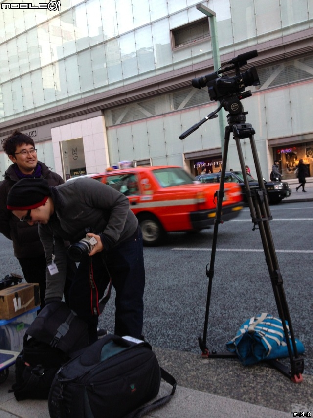 The New iPad 日本Apple Store 銀座店排隊分享