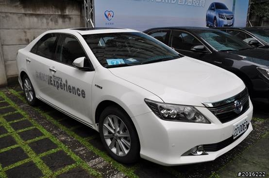 今天早上參加CAMRY HYBRID 2.5省"錢"競賽~圖多