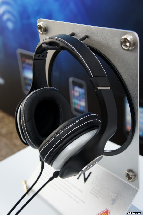 【消息】Denon AH-D7100、AH-C400