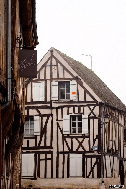 【西西分享】法國DAY4-普羅萬Provins、漢斯Reims