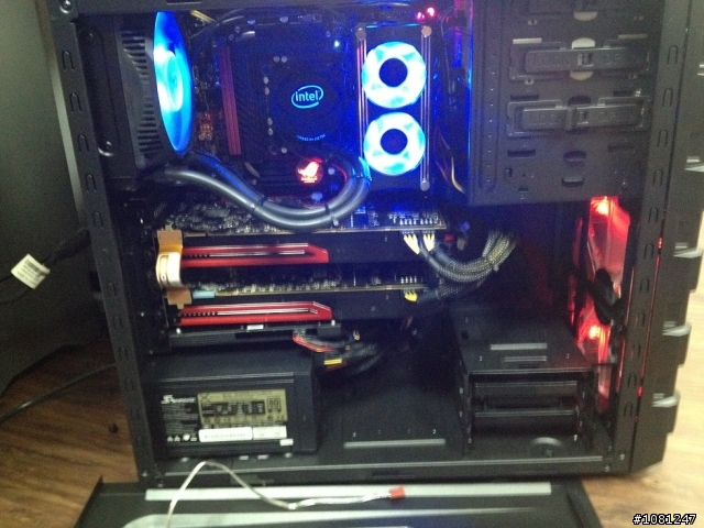 Nvidia GTX680 SLI VS AMD HD7970 CF 三張測試