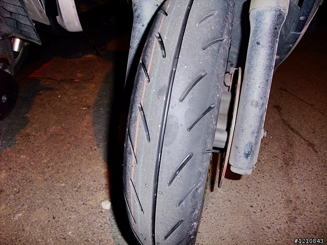 簡單分享MAXXIS 6012R使用心得 - 前條輪胎為BT39