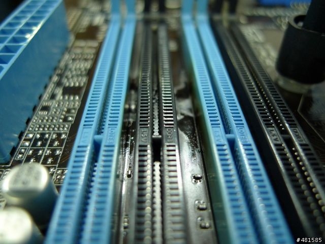 ASUS P8Z68-V LE 起火...處理完畢