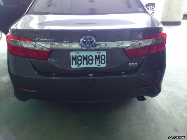 Camry Hybrid - 老爸的新車簡易開箱(3/7更新這兩天狀況)