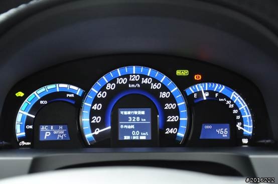 今天早上參加CAMRY HYBRID 2.5省"錢"競賽~圖多