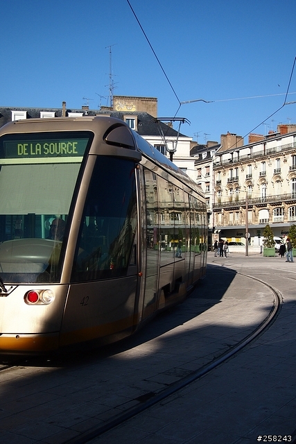 【西西分享】法國DAY1~2---沙特爾Chartres、奧爾良Orleans、杜爾Tours