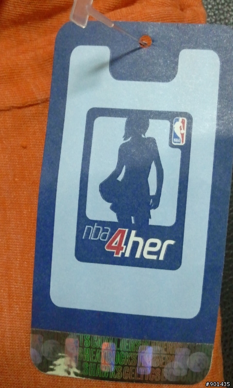 【林書豪】T-shirt 女款大深V!閃閃惹人愛、3/18 300樓補圖Ending,尼克三連勝蓄勢待發中,NBA Store 飄洋過海