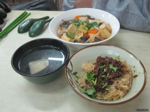 2012.02/04-02/14 -- 【衝阿~熱血吧!素食客】- 十一天環島之旅- five day