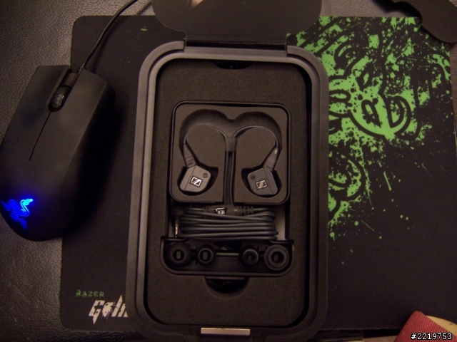 「開箱」 Sennheiser IE8