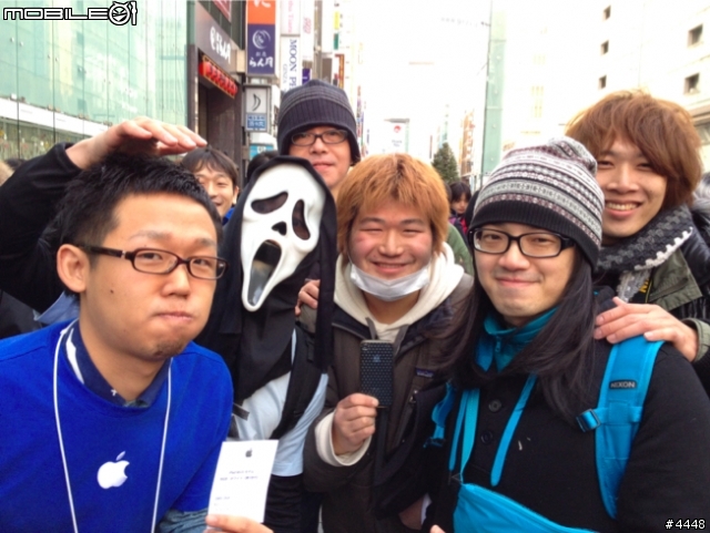 The New iPad 日本Apple Store 銀座店排隊分享