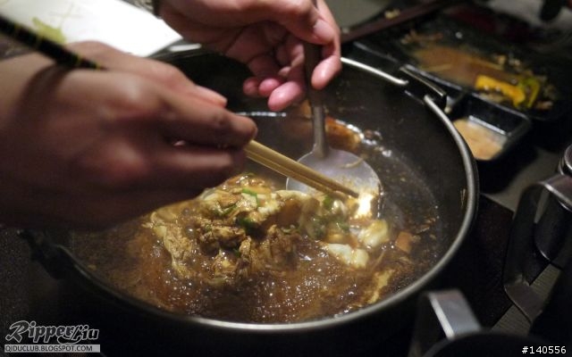 食記「胡弄壽喜燒」,店員滿分...