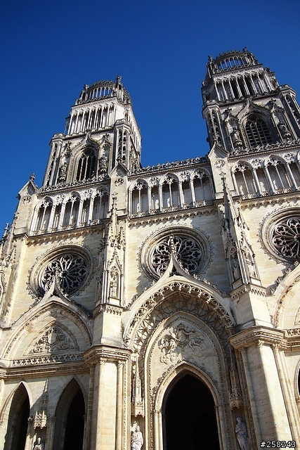 【西西分享】法國DAY1~2---沙特爾Chartres、奧爾良Orleans、杜爾Tours