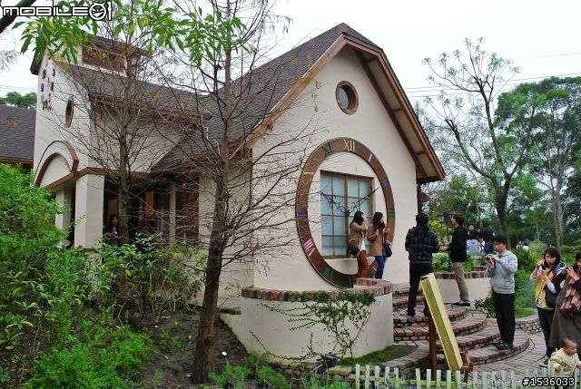 心之芳庭、新社古堡、科博館、香焦新樂園