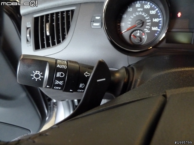 冷門車延遲開箱+10個月駕駛心得分享--2011 Genesis coupe