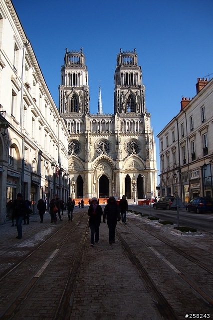 【西西分享】法國DAY1~2---沙特爾Chartres、奧爾良Orleans、杜爾Tours