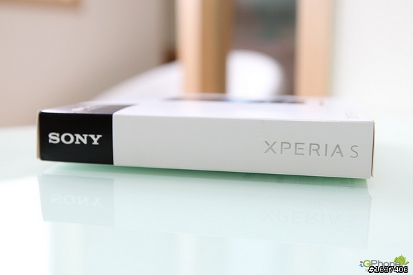 Sony 風華再現-Sony XPERIA S LT26i 王者再臨 開箱文!
