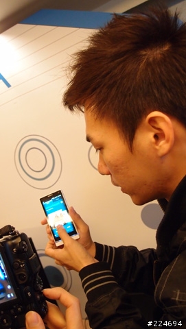 遇見SONY NXT (Xpreia S)在高雄漢來