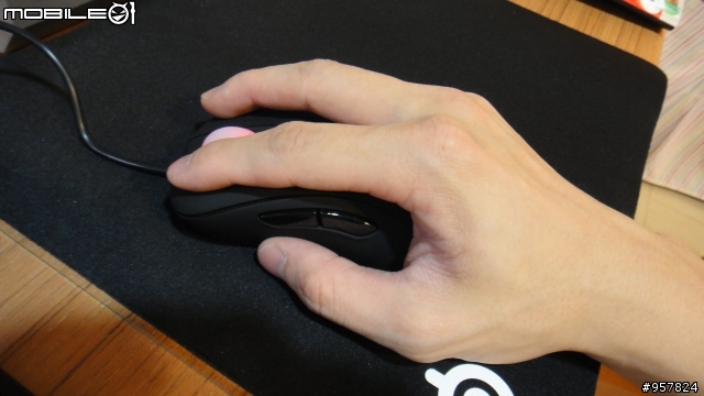 ZOWIE CELERITAS、EC1 EVO、STEELSERIES QcK mass 三開