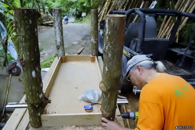 DIY簡單蓋鋼構木屋