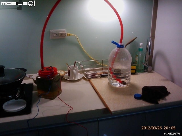 DIY車用環保氫氧燃料(HHO)省油器 !125cc機車安装完畢...測試中...需增購10A PWM!