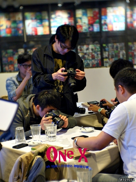 【趣聞】杜甫好忙也來參加HTC One X體驗會(體驗會心得分享)