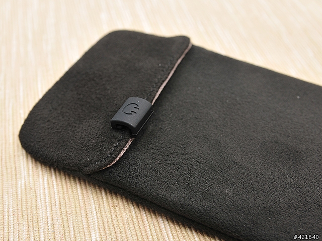 moshi iPouch 2012 iPhone/iPod 系列專用保護套(開箱)