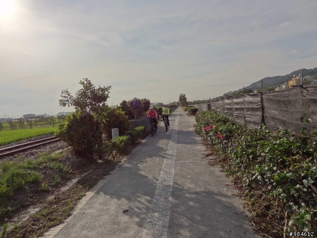 嘉義。古坑。台三線綠色隧道追風去,集集。二水。攔河堰鐵道火車鬥陣行