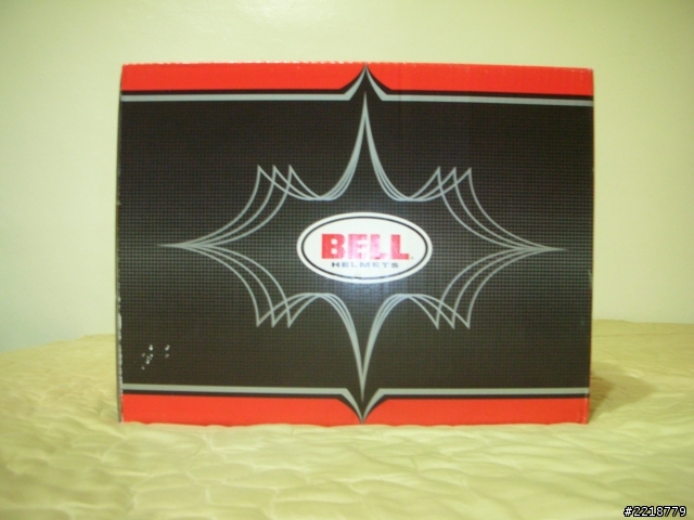失心瘋購買記之3+1頂BELL安全帽開箱,半罩與3/4罩各1頂,全罩有2頂,再加上20年歷史的SHOEI與Arai