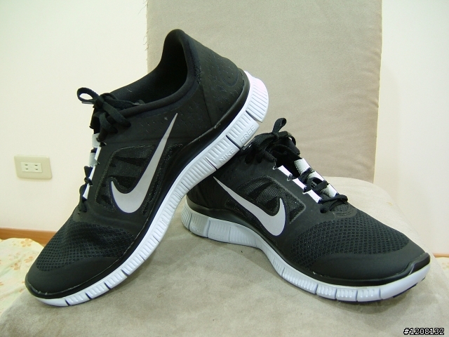 分享:全新赤足體驗 NIKE FREE RUN+ 3
